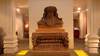 pc183526_thumb.jpg