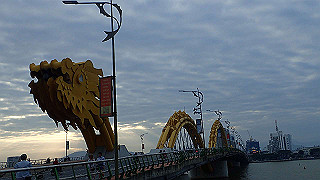 pc183557_thumb.jpg
