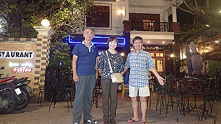 pc183578_thumb.jpg