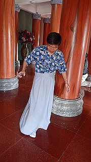 pc193633_thumb.jpg