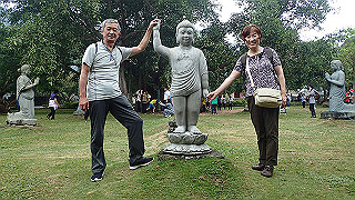 pc193641_thumb.jpg