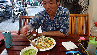 pc193705_thumb.jpg
