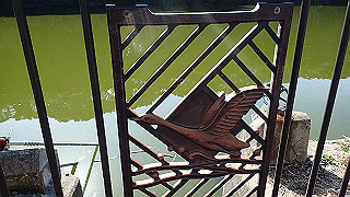 p2050326_thumb.jpg