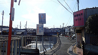 p2050438_thumb.jpg