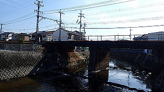 p2050439_thumb.jpg