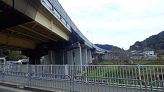 p4050488_thumb.jpg