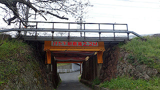 p4050523_thumb.jpg