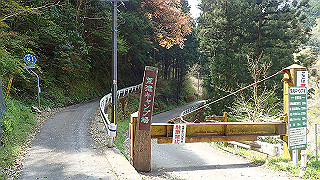 p4190503_thumb.jpg