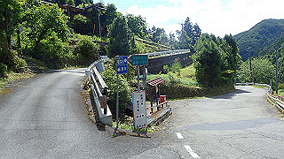 p6251443_thumb.jpg