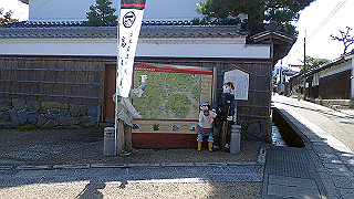 pa100948_thumb.jpg