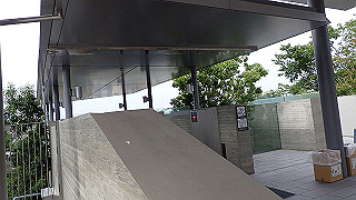 pb030102_thumb.jpg