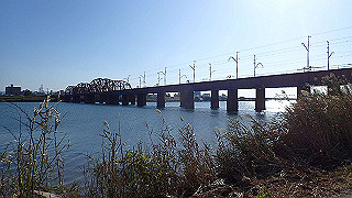 pb080180_thumb.jpg