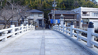 p1090060_thumb.jpg