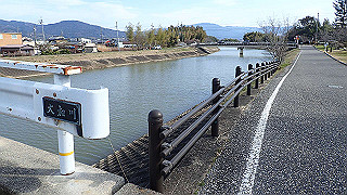 p3070195_thumb.jpg