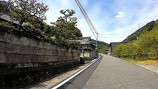 gx010392_x264.mp4_snapshot_01.04_thumb.jpg