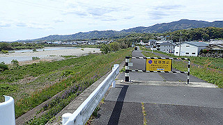 p4220411_thumb.jpg