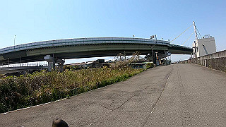 gx010420.mp4_snapshot_12.44_thumb.jpg