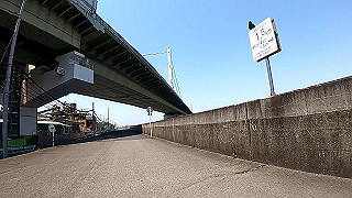 gx010420.mp4_snapshot_12.58_thumb.jpg