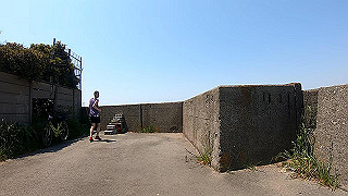 gx010421.mp4_snapshot_03.45_thumb.jpg