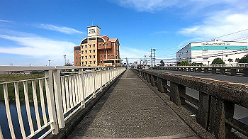 gx010519_x264.mp4_snapshot_00.01_thumb.jpg