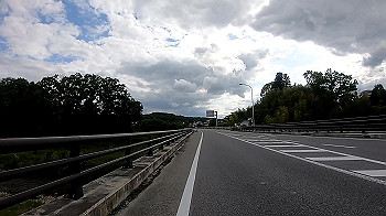 gx010607_x264.mp4_snapshot_00.01_thumb.jpg