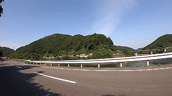 gx010620_x264.mp4_snapshot_01.12_thumb.jpg