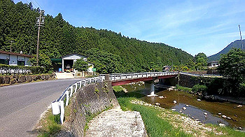 gx010628_x264.mp4_snapshot_00.02_thumb.jpg