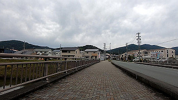 gx011105.mp4_snapshot_01.23_thumb.jpg
