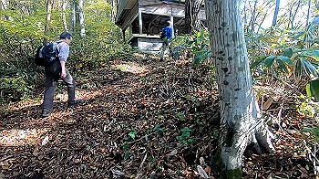 gx011128.mp4_snapshot_01.29_thumb.jpg