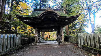gx011153.mp4_snapshot_01.28_thumb.jpg