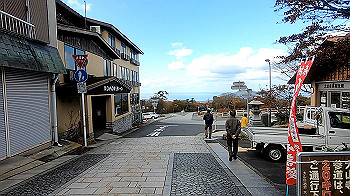 gx011169.mp4_snapshot_00.15_thumb.jpg