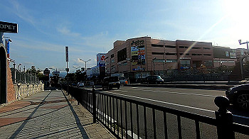 gx011201.mp4_snapshot_00.24_thumb.jpg
