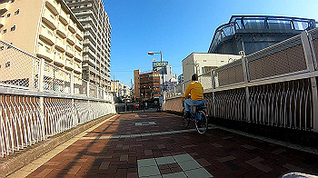 gh011223.mp4_snapshot_00.38_thumb.jpg