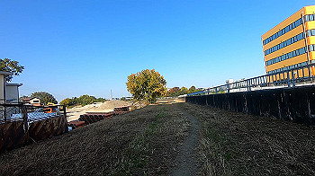 gx011209.mp4_snapshot_00.48_thumb.jpg