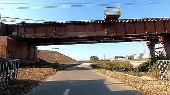 gx011209.mp4_snapshot_05.37_thumb.jpg