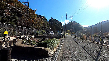 gx011285_x264.mp4_snapshot_11.00_thumb.jpg