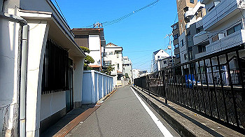 gx011394.mp4_snapshot_03.00_thumb.jpg