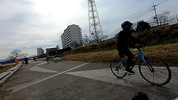 gx011460_x264.mp4_snapshot_01.05_thumb.jpg