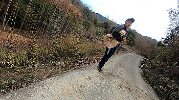 gx011471_x264.mp4_snapshot_11.04_thumb.jpg