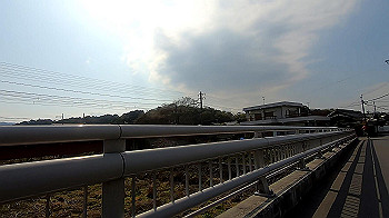 gx011515.mp4_snapshot_00.33_thumb.jpg