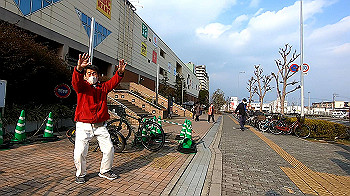 gx011545.mp4_snapshot_01.56_thumb.jpg