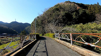 gx011632.mp4_snapshot_01.13_thumb.jpg