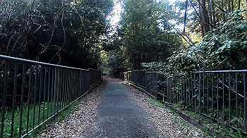 gx011633.mp4_snapshot_05.00_thumb.jpg
