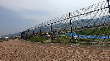 gx011689.mp4_snapshot_00.15_thumb.jpg
