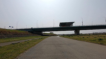 gx011714.mp4_snapshot_00.10_thumb.jpg