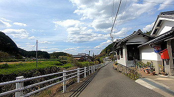gx011780.mp4_snapshot_02.05_thumb.jpg