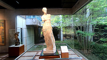 gx011843_x264.mp4_snapshot_00.01_thumb.jpg