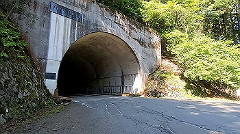 gx011918.mp4_snapshot_00.03_thumb.jpg
