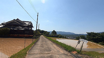gx011946.mp4_snapshot_02.38_thumb.jpg
