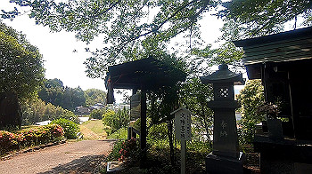 gx011947.mp4_snapshot_01.02_thumb.jpg